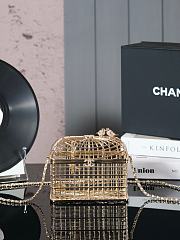 Chanel 25C Gold Bag 14x16x7.5cm - 1