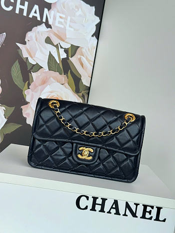 Chanel Flap Bag Lambskin Gold Navy Blue 24.5x15.5x7cm