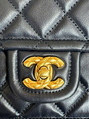 Chanel Flap Bag Lambskin Gold Navy Blue 24.5x15.5x7cm - 2