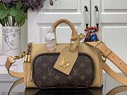 Louis Vuitton LV Keepall Bandoulière 25 Bag 25x15x11cm - 1