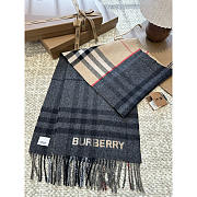 Burberry Giant Check Lateral Scarf Beige Black 30x180cm - 5