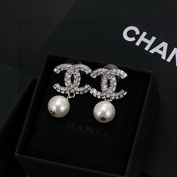 Chanel Earrings 70