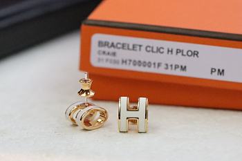 Hermes Earrings White