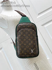 Louis Vuitton LV Avenue Slingbag Borneo Green 31x7x20cm - 1