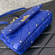 Valentino Garavani Rockstud Spike Nappa Bag Blue 23x17x7cm - 4