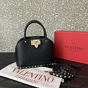 Valentino Garavani Rockstud Small Black Bag 21x15x10cm - 1