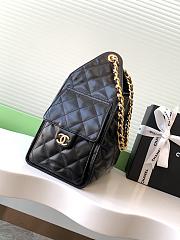 Chanel Black Bag Lambskin Gold 30x26x14cm - 4