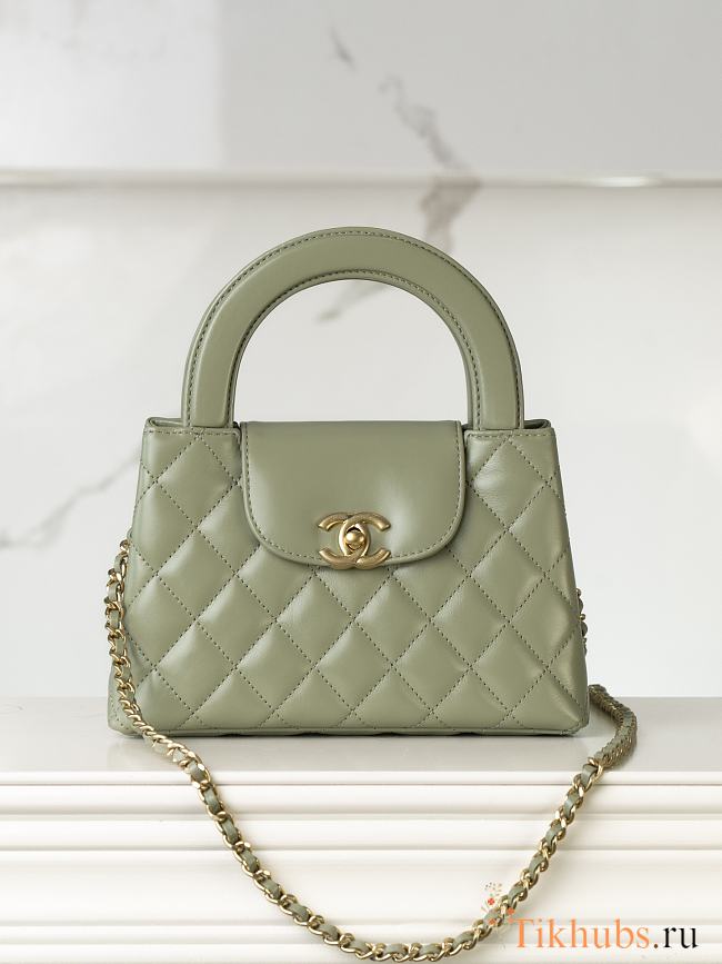 Chanel Kelly Green Top Handle Bag 13x19x7cm - 1