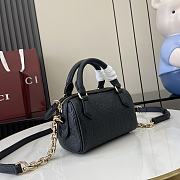 Gucci GG Emblem Super Mini Top Handle Bag Black 16.5x10x8cm - 4