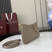 Gucci GG Emblem Super Mini Bag Taupe 23x12x2cm - 5