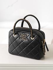 Chanel 25C Black Lambskin 22x18x7cm - 2