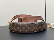 Louis Vuitton LV Looping Bag Monogram 28x15x7cm - 4