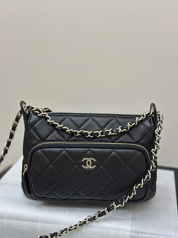 Chanel Clutch With Chain Black Bag Lambskin 21x15x7.5cm