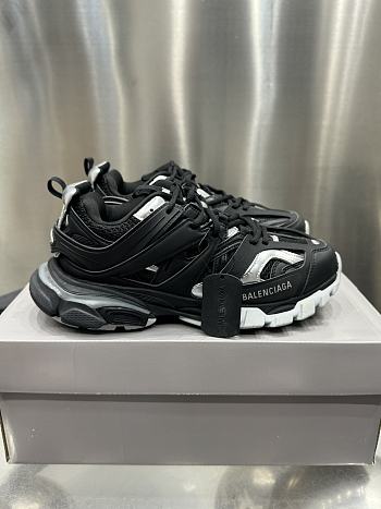 Balenciaga Track Black Sneaker