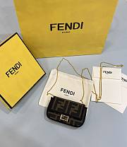 Fendi Nano Baguette Bag 10x2x7cm - 1