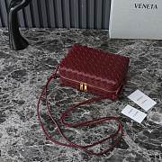 Bottega Veneta Small Loop Camera Bag Red Wine 22x15.5x9cm - 3