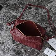 Bottega Veneta Small Loop Camera Bag Red Wine 22x15.5x9cm - 2