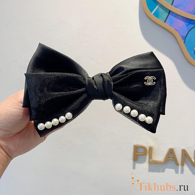 Chanel Bow Hair Clip Pearl Satin Black - 1