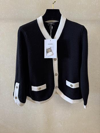 Chanel Cardigan 08