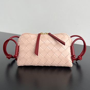 Bottega Veneta Pouch Intrecciato Leather 18.5x11.5x8.5cm