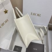 Dior Medium Book Tote White Macrocannage Calfskin 36.5 x 28 x 17.5 - 3