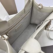 Dior Small Book Tote White Macrocannage 26.5 x 21 x 14 cm - 5