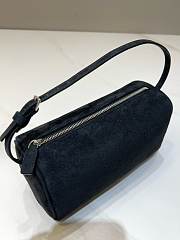 The Row 90s Small Suede Tote Black 19.5x10x8cm - 6