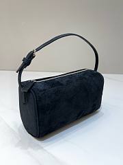 The Row 90s Small Suede Tote Black 19.5x10x8cm - 5