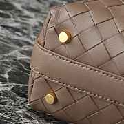 Bottega Veneta Mini Wallace Shoulder Bag Brown 20x13x9.5cm - 5