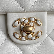 Chanel Flap Bag With Top Handle White 22x23.5x6cm - 2