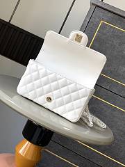 Chanel Top Handle Bag White Lambskin 20x12.5x6cm - 4