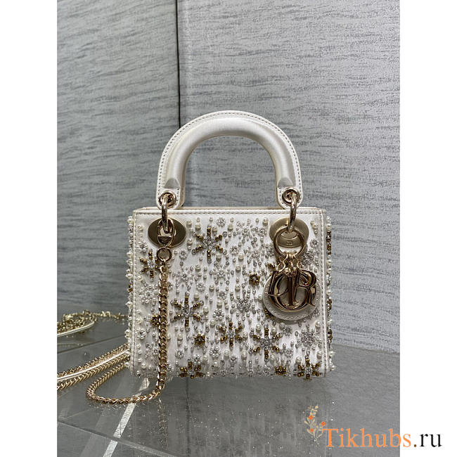 Dior Lady Dior Latte Satin Embroidered White Resin Pearl 17cm - 1