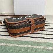 Celine Folco Triomphe Brown Bag 31x24x9cm - 4