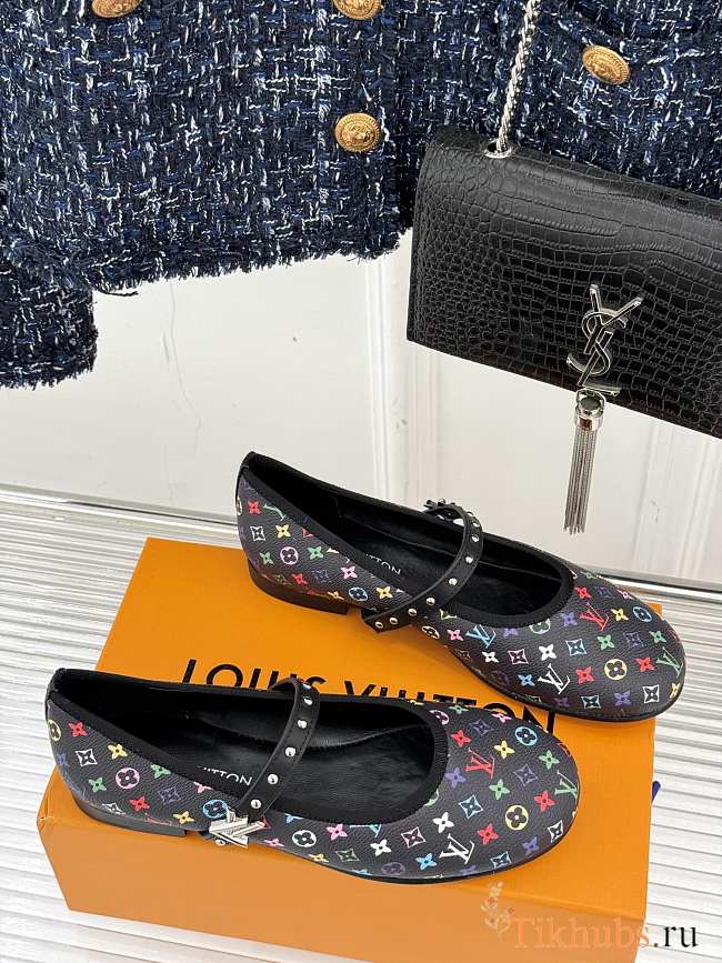 Louis Vuitton LV Romy Flat Ballerina TM Black - 1