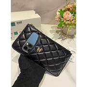 Chanel Phone Wallet Lambskin Black 19x11x2cm - 1