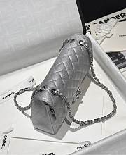 Chanel Flap Bag Silver Caviar 25cm - 5