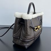 Bottega Veneta Andiamo Small Leather Shearling Top Handle Bag 25x22x10.5cm - 4