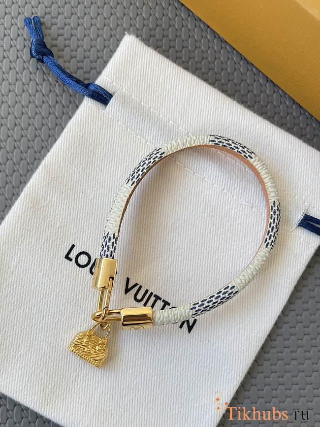 Louis Vuitton LV Bracelet 15 - 1