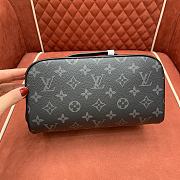 Louis Vuitton LV Toiletry Bag Monogram Black 24x13x13cm - 2