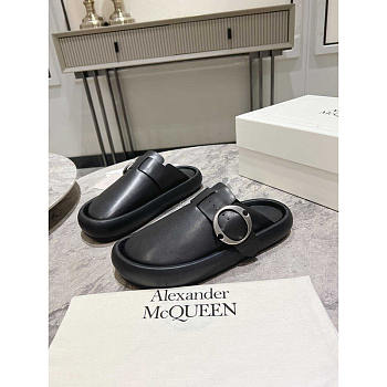 Alexander Mcqueen Arc Geta Sandals Black