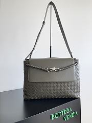 Bottega Veneta Medium Andiamo Messenger Khaki Green 37x26x13cm - 1