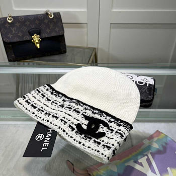 Chanel CC Logo Knitted Beanie White