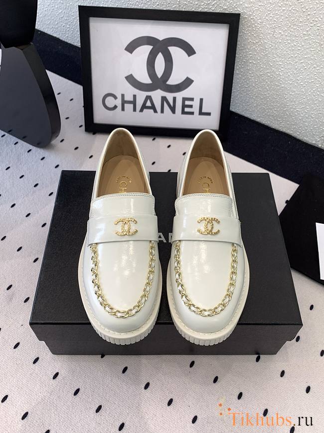 Chanel White Loafer 04 - 1