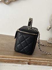 Chanel Vanity Top Handle Black Caviar 17x9.5x8cm - 4