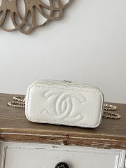 Chanel Vanity Top Handle White Caviar 17x9.5x8cm - 3