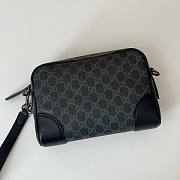 Gucci GG Emblem Small Crossbody Bag Black 23x16.25x8cm - 3