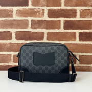 Gucci GG Emblem Small Crossbody Bag Black 23x16.25x8cm - 2