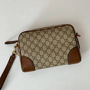 Gucci GG Emblem Small Crossbody Bag Brown 23x16.25x8cm - 4