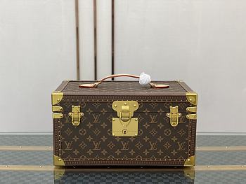 Louis Vuitton LV Boite Bouteille 42x23x21cm