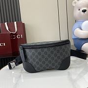 Gucci GG Emblem Medium Belt Bag Black 28x17x6cm - 1